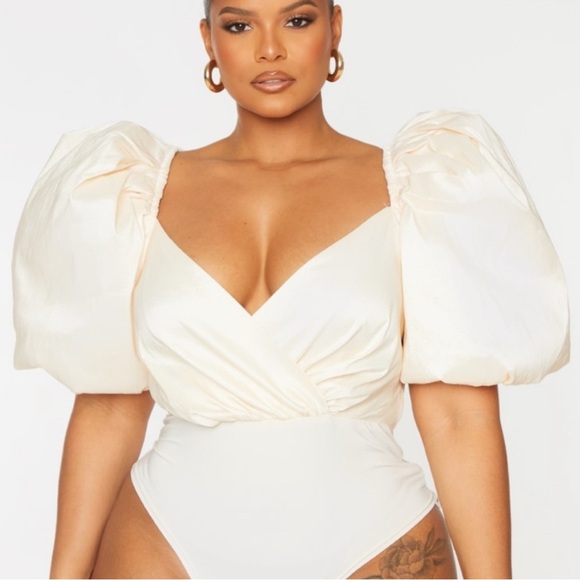 PrettyLittleThing Cream Puff Sleeve Blouse - Picture 3 of 3